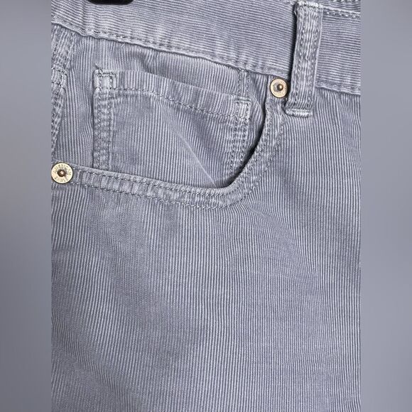 American Eagle Corduroy Mom Jeans Blue 6 Extra Short - Picture 4 of 10